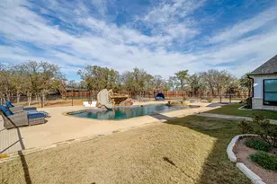 1053 Churchill Ln, Millsap, TX 76066 - Photo 39