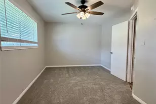 403 Lotus St, Lake Jackson, TX 77566 - Photo 21