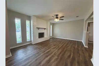 403 Lotus Street, Lake Jackson, TX 77566 - Photo 9