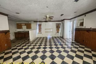 230 Kansas St, Bacliff, TX 77518 - Photo 5