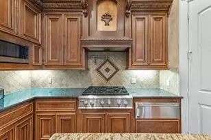 5411 Leopold Dr, Houston, TX 77021 - Photo 13