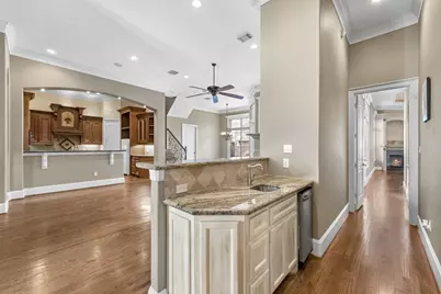 5411 Leopold Dr, Houston, TX 77021 - Photo 9