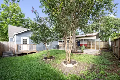 5737 Dorbrandt Street, Houston, TX 77023 - Photo 33