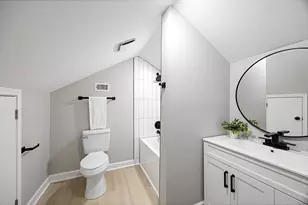 5737 Dorbrandt St, Houston, TX 77023 - Photo 27
