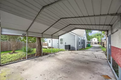5737 Dorbrandt Street, Houston, TX 77023 - Photo 31
