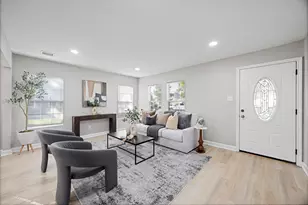 5737 Dorbrandt St, Houston, TX 77023 - Photo 11