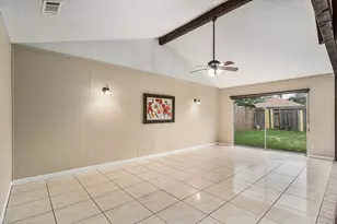 819 Seamaster Dr, Houston, TX 77062 - Photo 5