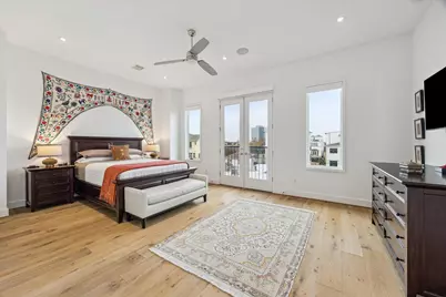 301 W Polk Street, Houston, TX 77019 - Photo 17