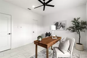 1614 Ojeman Rd, Houston, TX 77055 - Photo 7