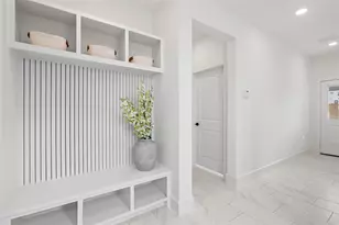 1614 Ojeman Rd, Houston, TX 77055 - Photo 5