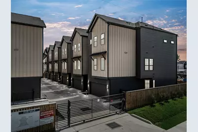 1614 Ojeman Road #J, Houston, TX 77055 - Photo 1