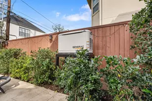 4916 Valerie St, Bellaire, TX 77401 - Photo 23