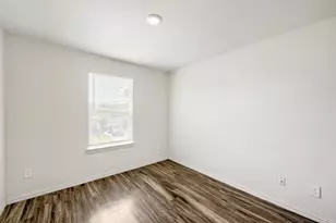 7839 Sandy, Houston, TX 77028 - Photo 5