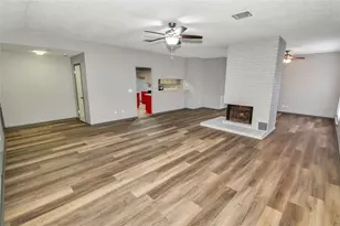 5216 Spring Branch Dr, Pearland, TX 77584 - Photo 3