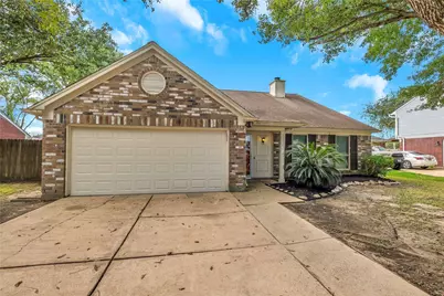 5216 Spring Branch Drive, Pearland, TX 77584 - Photo 1