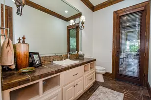 10 Player Pond Pl, The Woodlands, TX 77382 - Photo 15