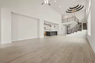 305 Silver Sage St, Conroe, TX 77304 - Photo 3