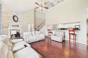 1484 Allison St, Alvin, TX 77511 - Photo 9