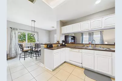 1484 Allison Street, Alvin, TX 77511 - Photo 15