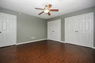 208 Willow St, Sealy, TX 77474 - Photo 23