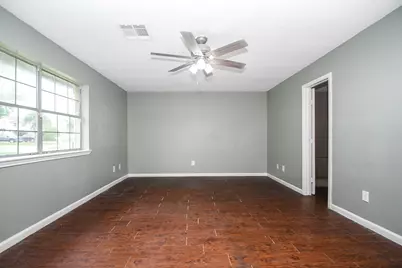 208 Willow Street, Sealy, TX 77474 - Photo 19