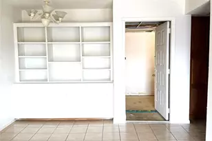 2830 S Bartell Dr, Houston, TX 77054 - Photo 3