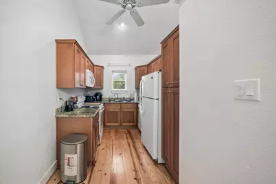 705 W 34th Street, Houston, TX 77018 - Photo 27
