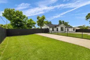 6004 Bois D Arc St, Houston, TX 77087 - Photo 39