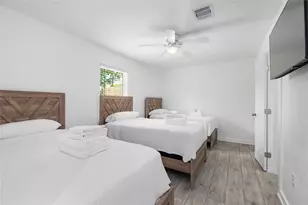 6004 Bois D Arc St, Houston, TX 77087 - Photo 15