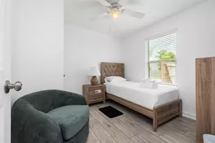 6004 Bois D Arc St, Houston, TX 77087 - Photo 13