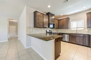 6430 Macroom Meadows Ln, Houston, TX 77048 - Photo 7
