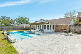 1100 Western Ave, Angleton, TX 77515 - Photo 5