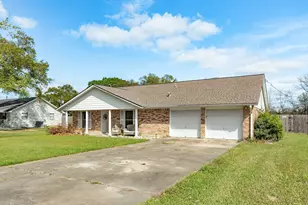 1100 Western Ave, Angleton, TX 77515 - Photo 3