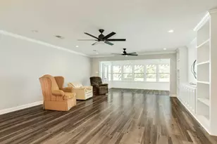 1100 Western Ave, Angleton, TX 77515 - Photo 15