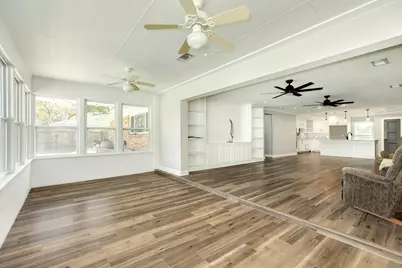 1100 Western Avenue, Angleton, TX 77515 - Photo 17