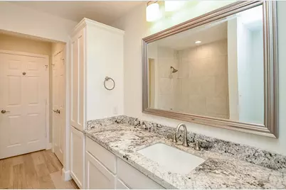 414 Lakeview Drive, Sugar Land, TX 77498 - Photo 15