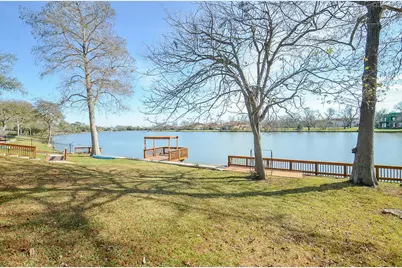 414 Lakeview Drive, Sugar Land, TX 77498 - Photo 29