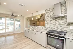 414 Lakeview Dr, Sugar Land, TX 77498 - Photo 13