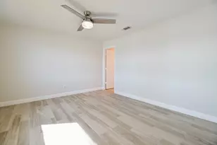 414 Lakeview Dr, Sugar Land, TX 77498 - Photo 21