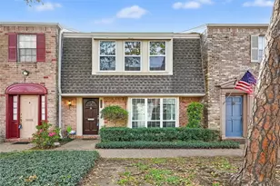 6351 Briar Rose Dr, Houston, TX 77057 - Photo 1