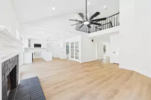 2012 Catamaran Dr, League City, TX 77573 - Photo 3