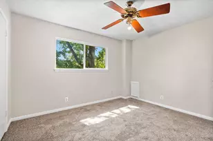 11715 Park Creek Dr, Houston, TX 77070 - Photo 31