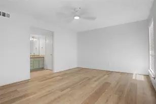 9423 Bollingbrook Dr, Houston, TX 77083 - Photo 17