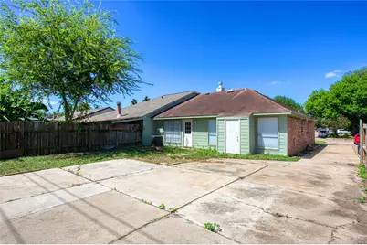 9423 Bollingbrook Drive, Houston, TX 77083 - Photo 21