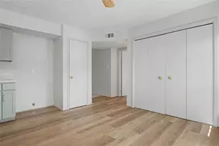 9423 Bollingbrook Dr, Houston, TX 77083 - Photo 13