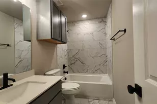 8009 Scanlan Trl, Missouri City, TX 77459 - Photo 17