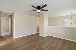 13111 Royal Bell Ct, Houston, TX 77047 - Photo 11