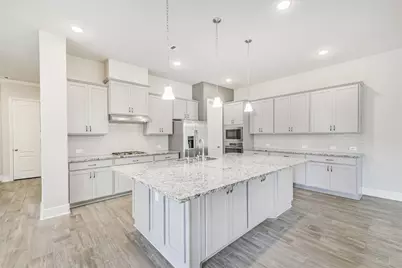 210 Liatris Court, Conroe, TX 77304 - Photo 9