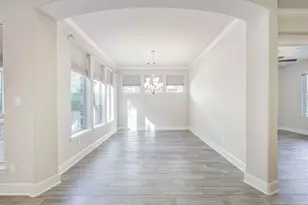 210 Liatris Ct, Conroe, TX 77304 - Photo 17