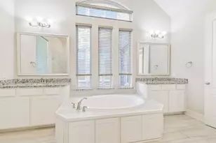 210 Liatris Ct, Conroe, TX 77304 - Photo 29